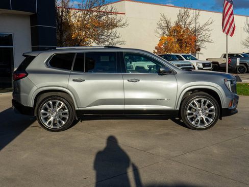 Used 2024 GMC Acadia Denali w/ Super Cruise Package image 8