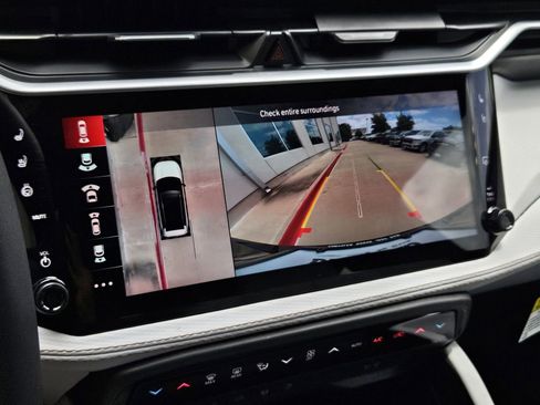 New 2026 Jeep Cherokee Overland AWD/4WD image 19