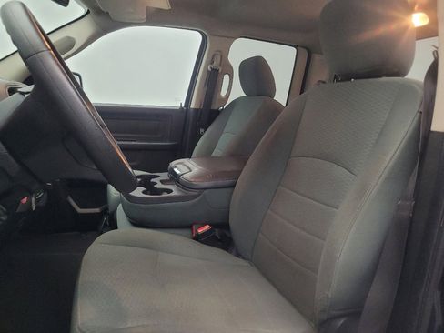 Used 2016 RAM 1500 Express AWD/4WD image 16