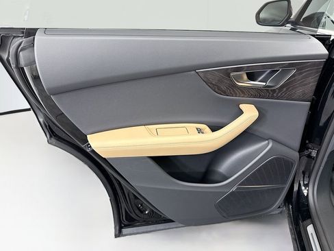 New 2026 Audi Q8 Premium Plus image 25