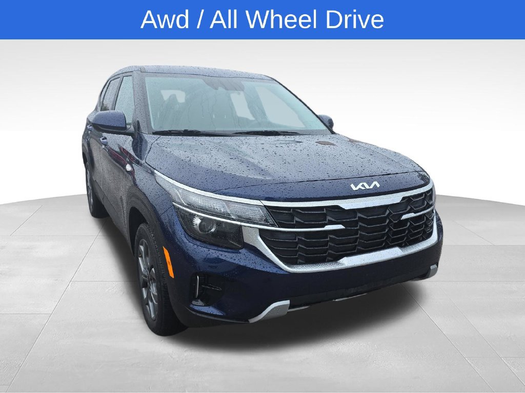 Used 2026 Kia Seltos LX AWD/4WD image 8