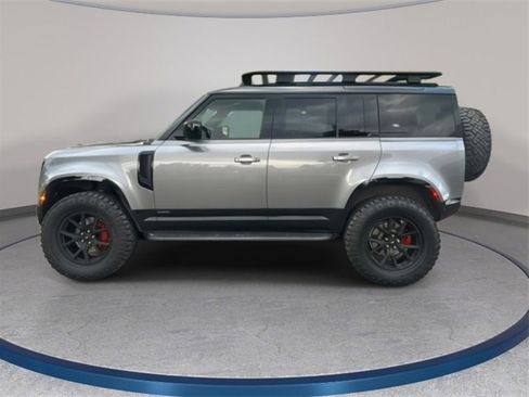 Used 2023 Land Rover Defender 110 X image 8