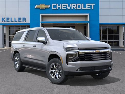 New 2026 Chevrolet Suburban Premier image 7