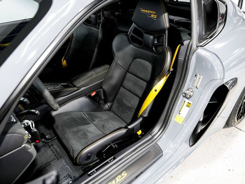 Used 2023 Porsche 718 Cayman GT4 RS RWD image 19