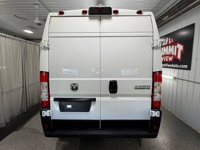 Used 2025 RAM ProMaster 2500 w/ Convenience Group FWD image 5