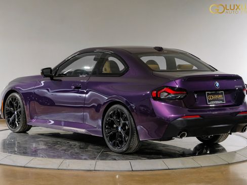Used 2025 BMW 230i Coupe w/ Premium Package RWD image 12