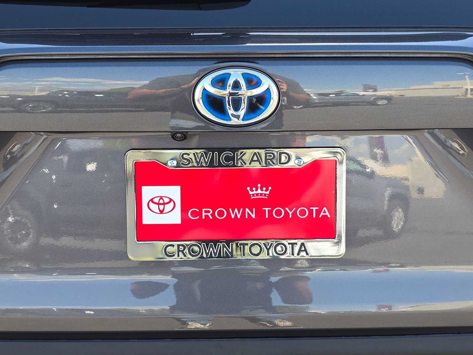 Used 2024 Toyota RAV4 LE AWD/4WD image 13
