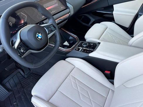 Used 2026 BMW X3 xDrive30 w/ Premium Package AWD/4WD image 4