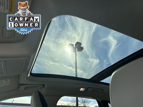 Used 2021 Ford Escape Titanium w/ Class II Trailer Tow Package image 21