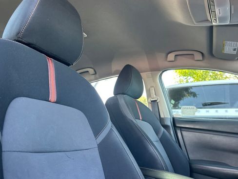 Used 2023 Nissan Sentra SR w/ Electronics Package FWD image 18