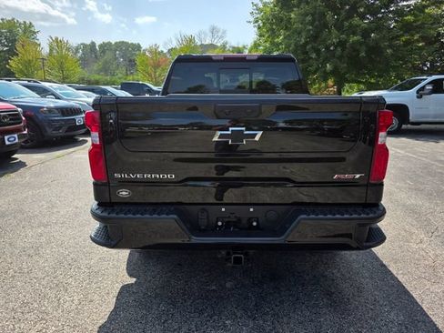 Used 2025 Chevrolet Silverado 1500 RST w/ Convenience Package II AWD/4WD image 3