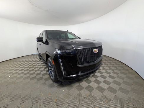 Certified 2024 Cadillac Escalade Sport image 35