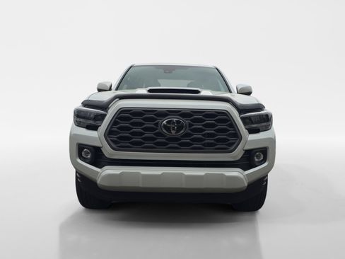 Used 2021 Toyota Tacoma TRD Sport w/ Technology Package image 8