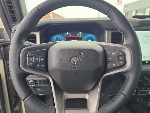 New 2025 Ford Bronco Outer Banks w/ Sasquatch Package image 21