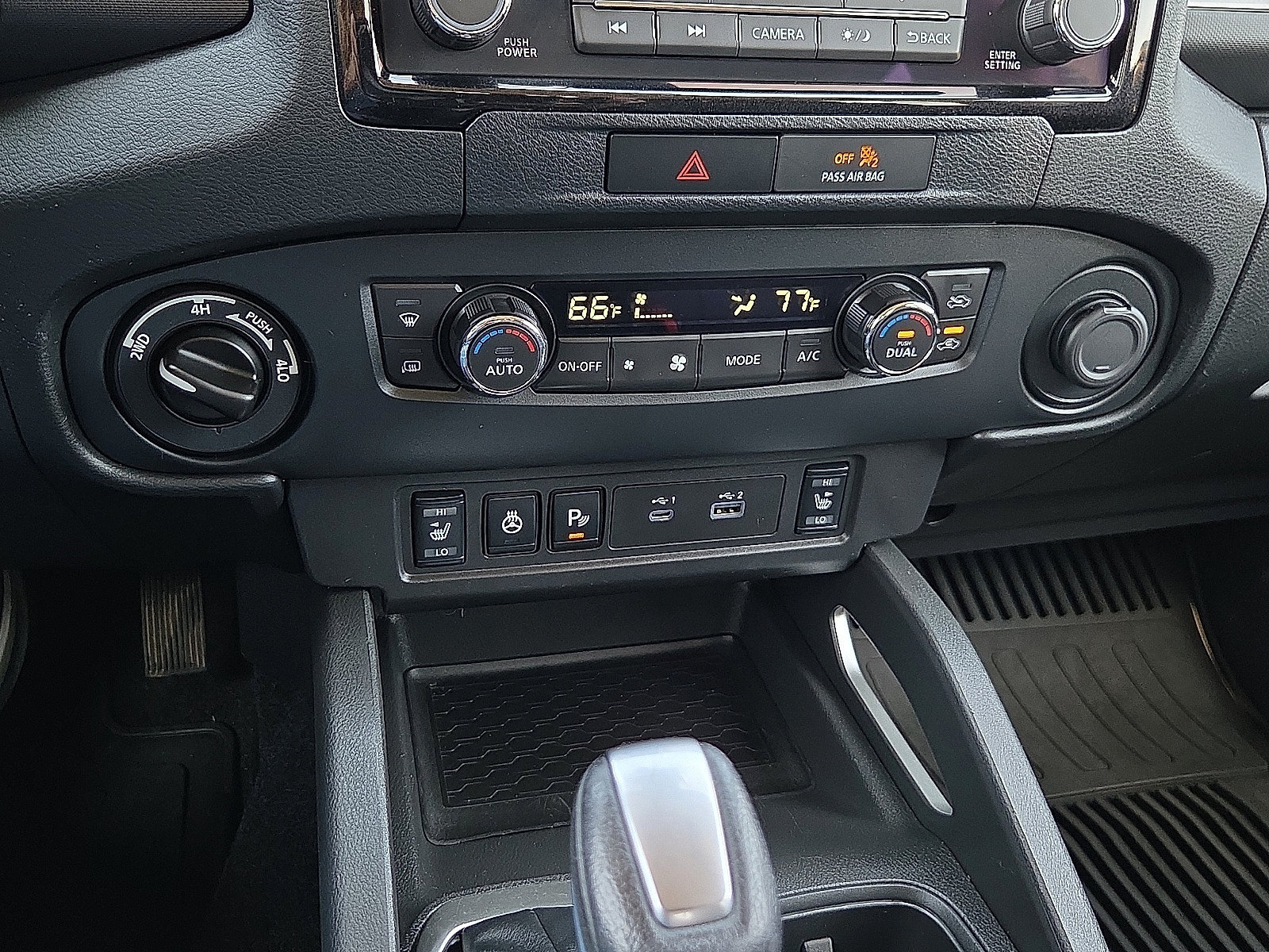 Used 2022 Nissan Frontier SV AWD/4WD image 17
