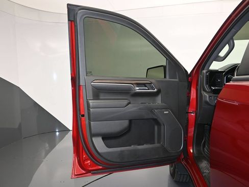 Used 2022 Chevrolet Silverado 1500 LT Trail Boss w/ LT Trail Boss Premium Package AWD/4WD image 10