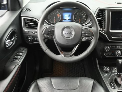 Used 2022 Jeep Cherokee Trailhawk w/ Premium Leather Package AWD/4WD image 14