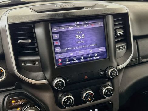 Used 2019 RAM 1500 Big Horn AWD/4WD image 17