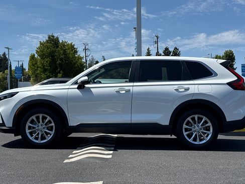 Used 2024 Honda CR-V EX image 2