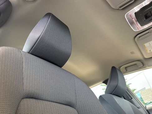 Used 2023 Toyota Prius LE image 18