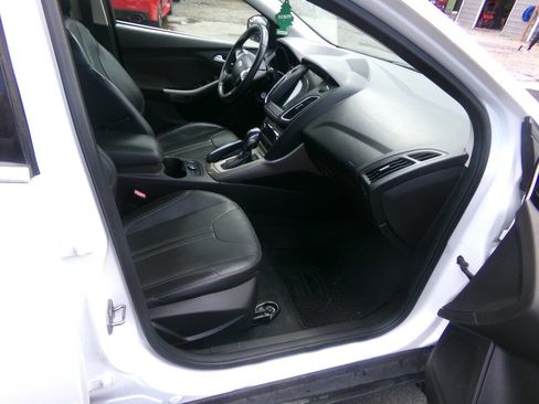 Used 2012 Ford Focus SEL image 11