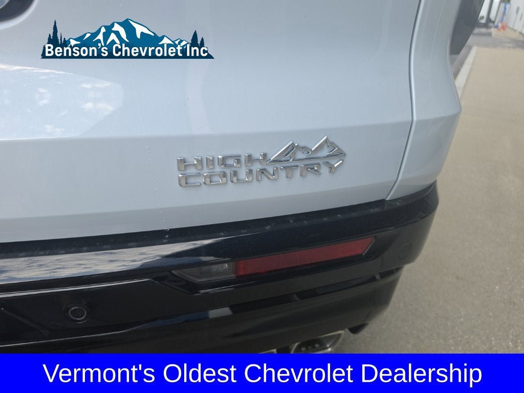 New 2026 Chevrolet Traverse High Country w/ LPO, Floor Liner Package AWD/4WD image 11