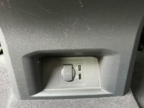 Used 2018 Volkswagen Atlas SE FWD image 30