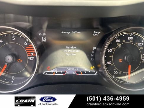 Used 2017 Jeep Cherokee Limited w/ Technology Group FWD image 1