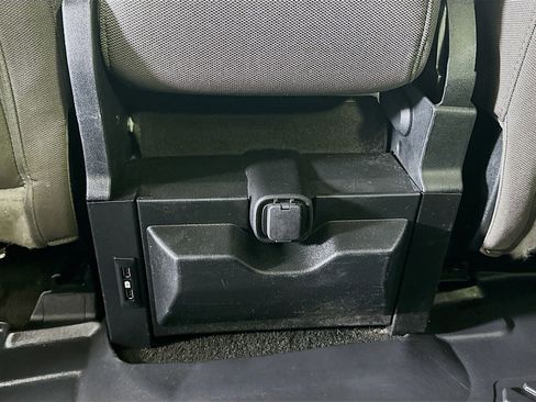 Used 2020 Ford F150 XLT image 27