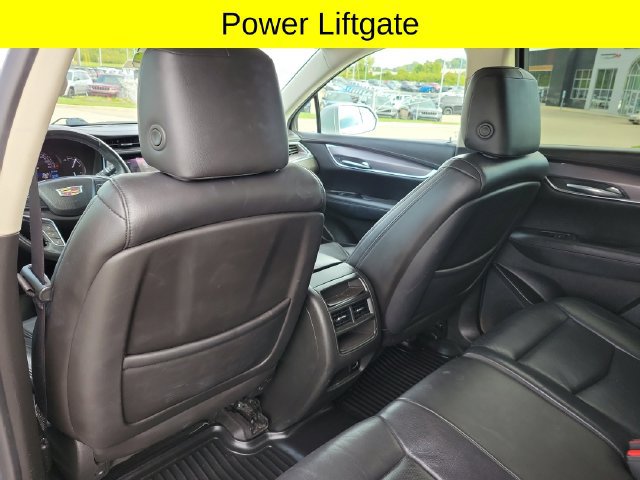 Used 2017 Cadillac XT5 Luxury w/ Driver Awareness Package AWD/4WD image 28