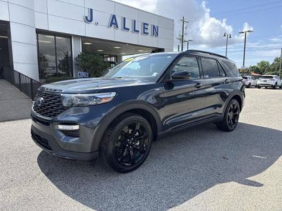 Certified 2024 Ford Explorer ST-Line w/ Class IV Trailer Tow Package
