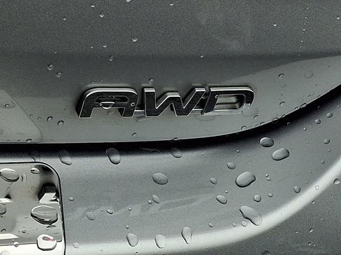 Used 2020 Toyota Highlander Limited image 33