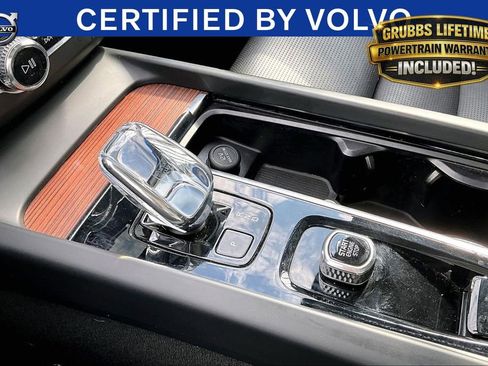 Certified 2023 Volvo XC60 B5 Ultimate w/ Protection Package Premier FWD image 19