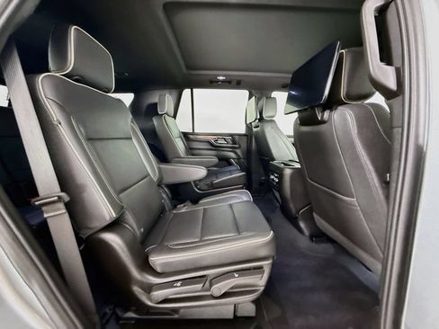 Used 2026 GMC Yukon Elevation w/ Elevation Premium Package AWD/4WD image 34