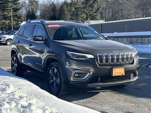 Used 2019 Jeep Cherokee Limited AWD/4WD image 15