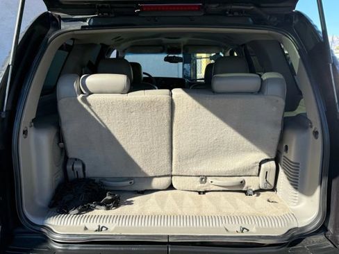 Used 2005 GMC Yukon SLT w/ SLT Preferred Equipment Group image 38
