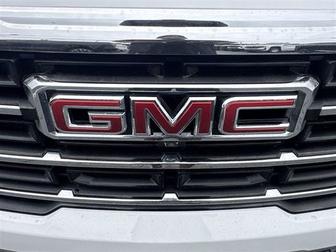 Used 2024 GMC Acadia Elevation w/ LPO, Floor Liner Package FWD image 30