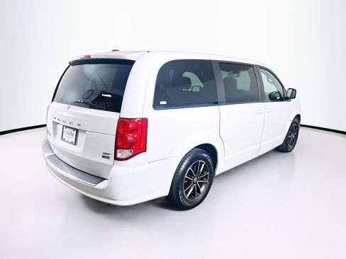 Used 2019 Dodge Grand Caravan GT image 9