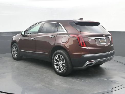 Used 2023 Cadillac XT5 Premium Luxury w/ Technology Package FWD image 3