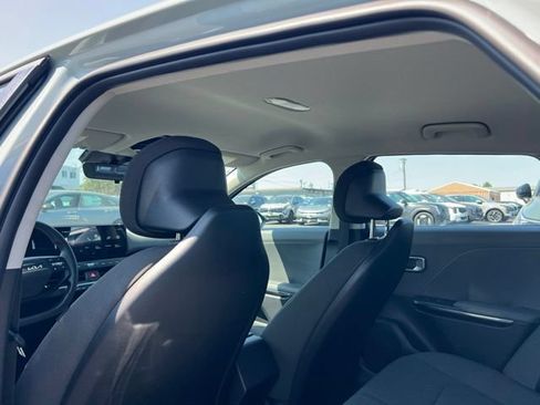 Certified 2025 Kia K4 FWD image 11