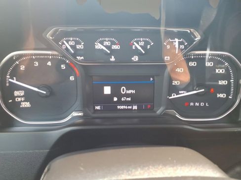 Used 2022 GMC Sierra 1500 AT4 w/ AT4 Preferred Package AWD/4WD image 18