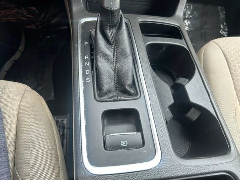 Used 2017 Ford Escape SE AWD/4WD image 11