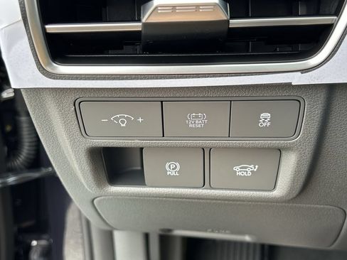 New 2026 Hyundai Sonata Limited FWD image 32