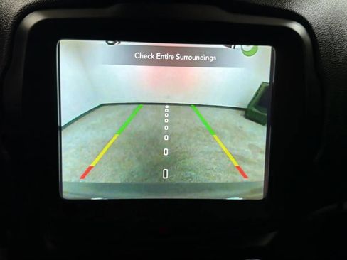 Used 2020 Jeep Renegade Trailhawk w/ UConnect 8.4 Nav Group AWD/4WD image 13