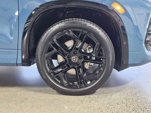 New 2026 Volkswagen Tiguan SE R-Line AWD/4WD image 9