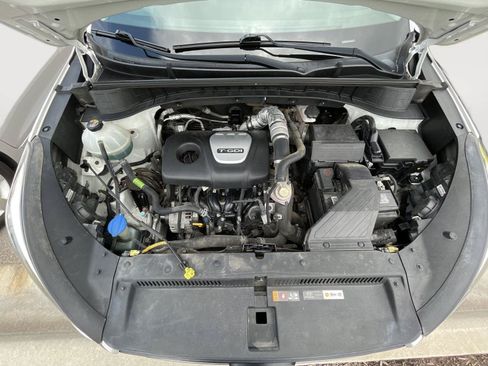 Used 2018 Hyundai Tucson Value FWD image 27