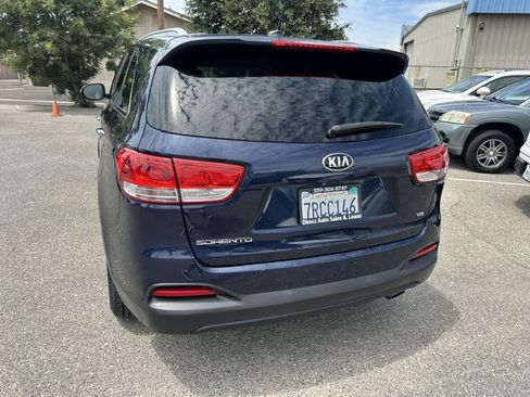 Used 2016 Kia Sorento LX FWD image 8