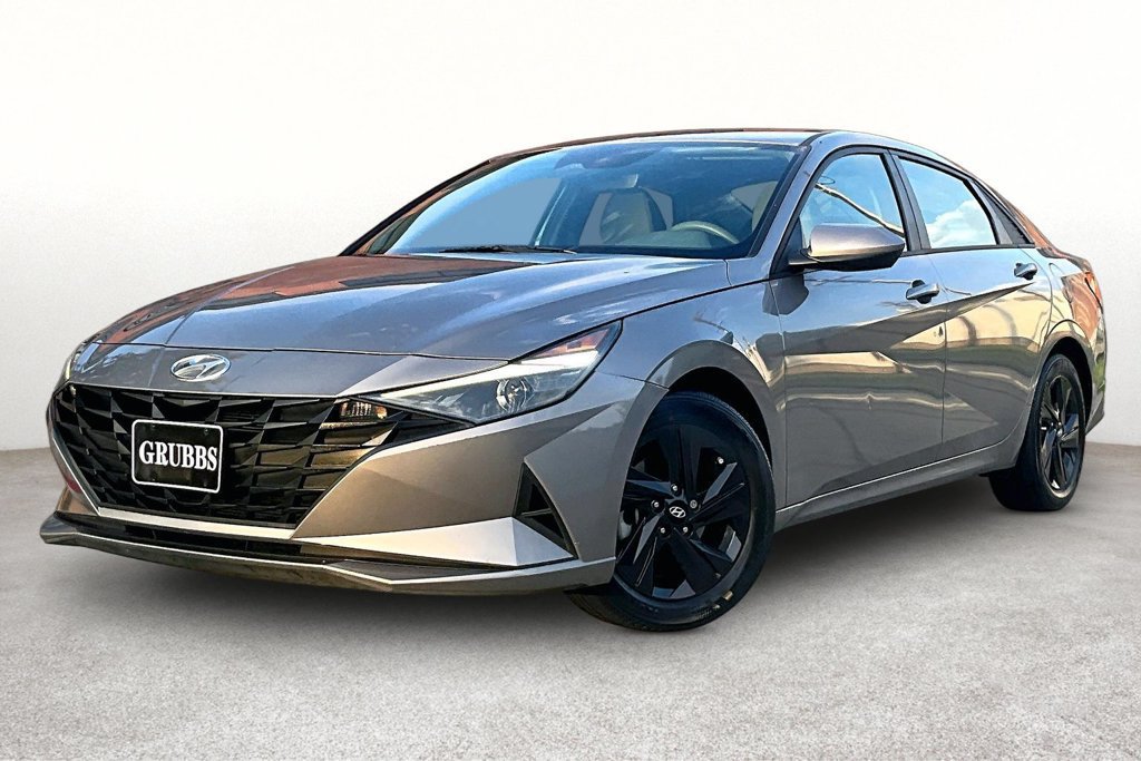 Used 2021 Hyundai Elantra SEL FWD image 15
