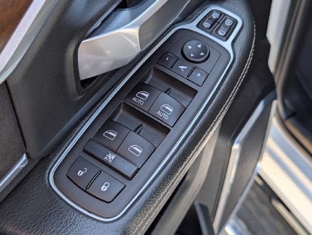 Used 2024 RAM 2500 Laramie w/ Safety Group AWD/4WD image 19