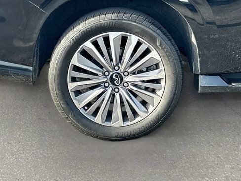 Used 2025 INFINITI QX80 Luxe RWD image 33